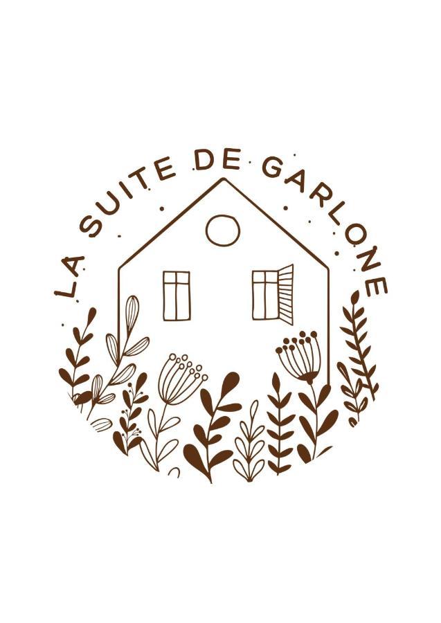 Aujargues La Suite De Garlone מראה חיצוני תמונה