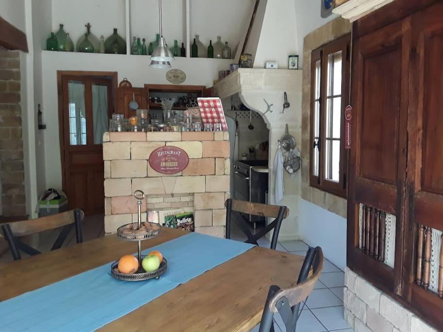 Aujargues La Suite De Garlone מראה חיצוני תמונה