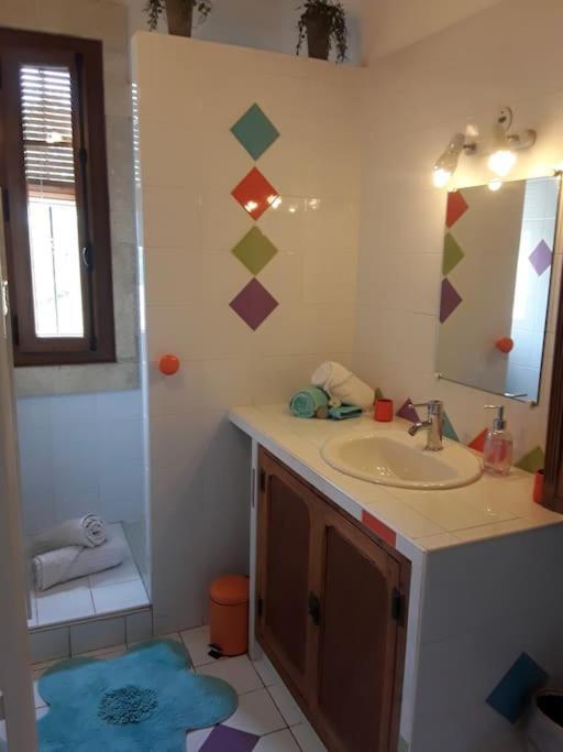 Aujargues La Suite De Garlone מראה חיצוני תמונה